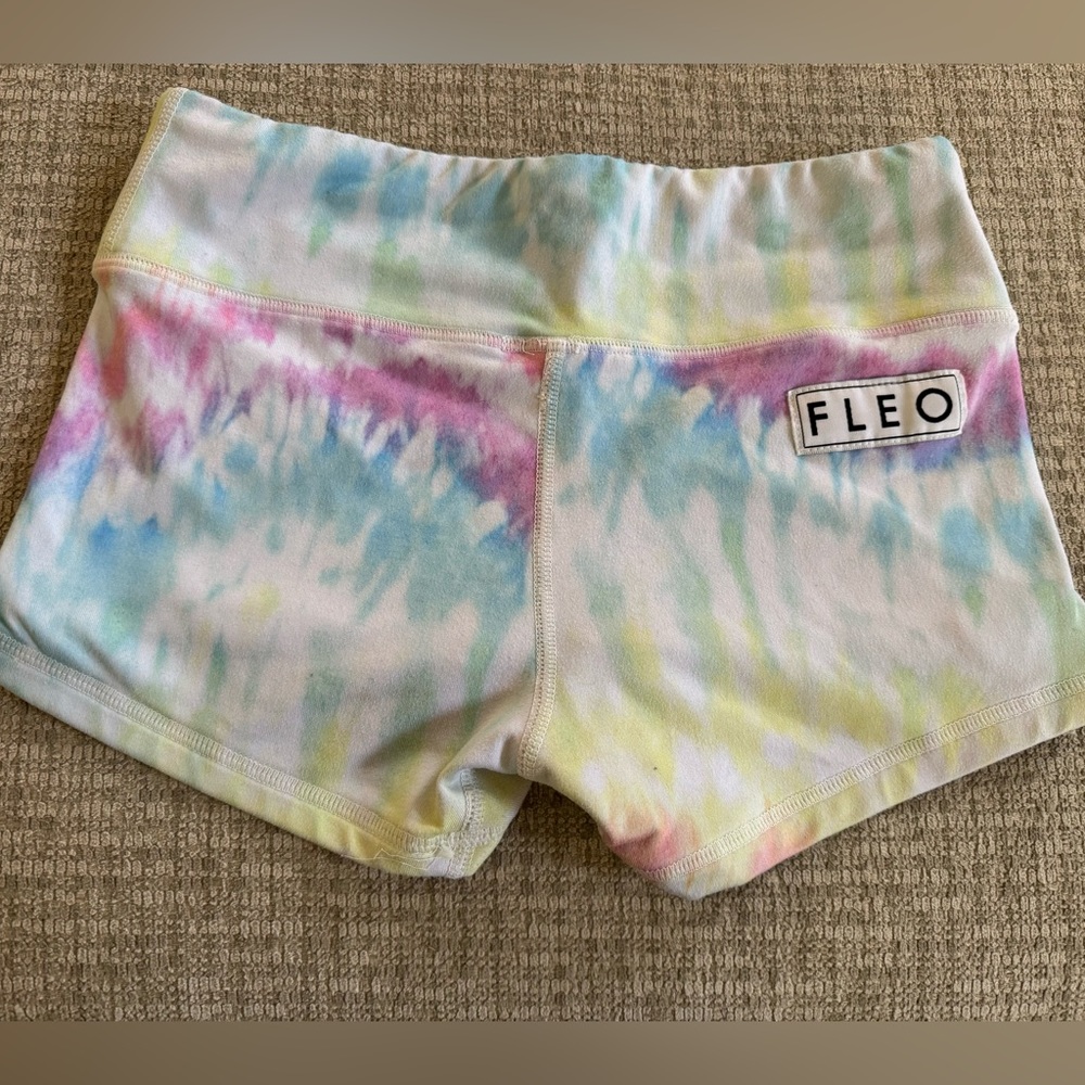 FLEO CROSSFIT SHORTS PASTEL TIEDYE ORIGINAL 3.25” MIDRISE XS